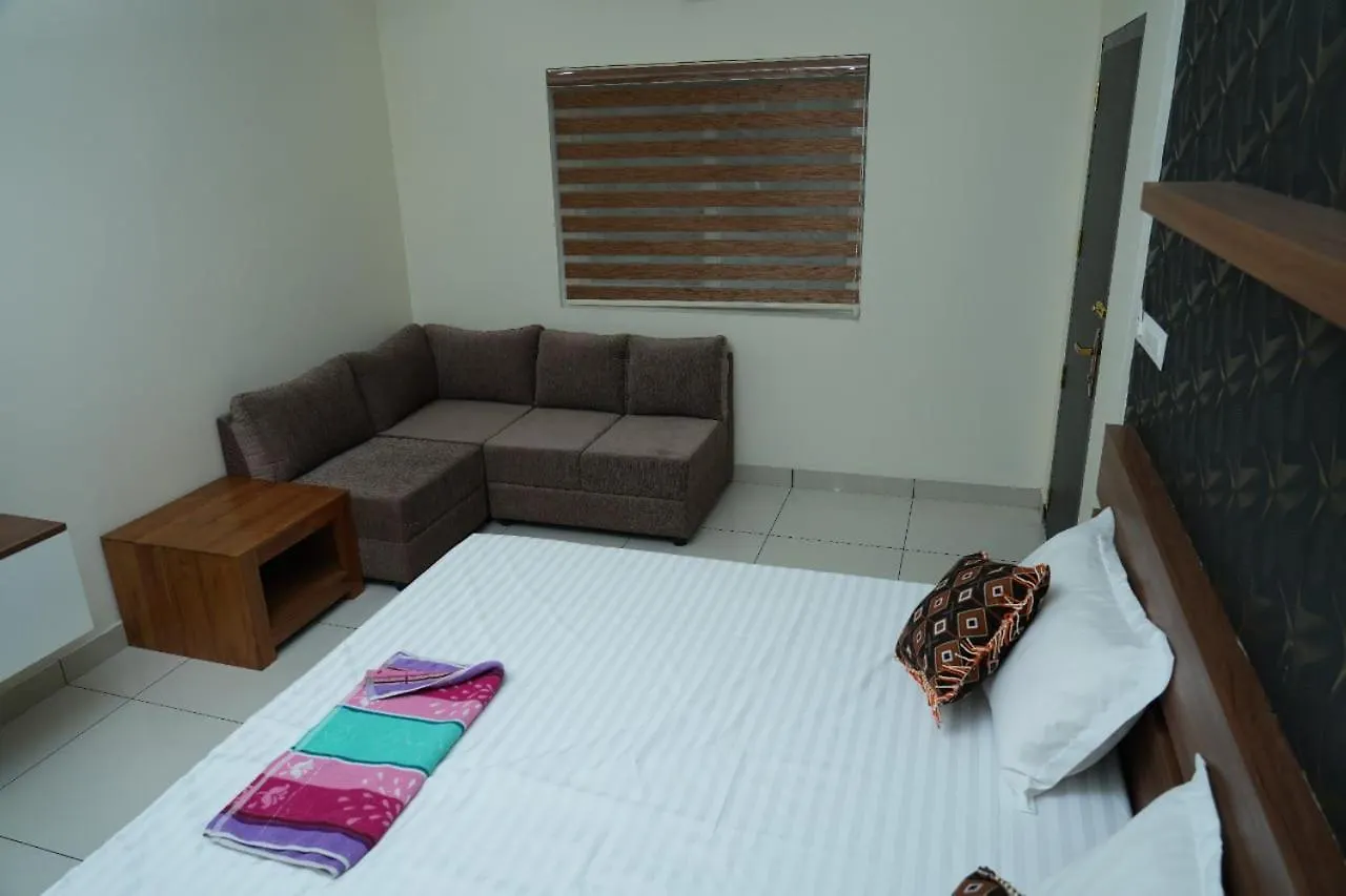 Gold And Pearl Residency Hotel Guruvayur India