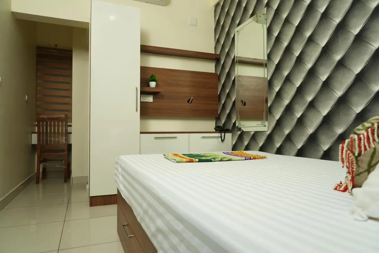 Gold And Pearl Residency Hotel Guruvayur 3*,
